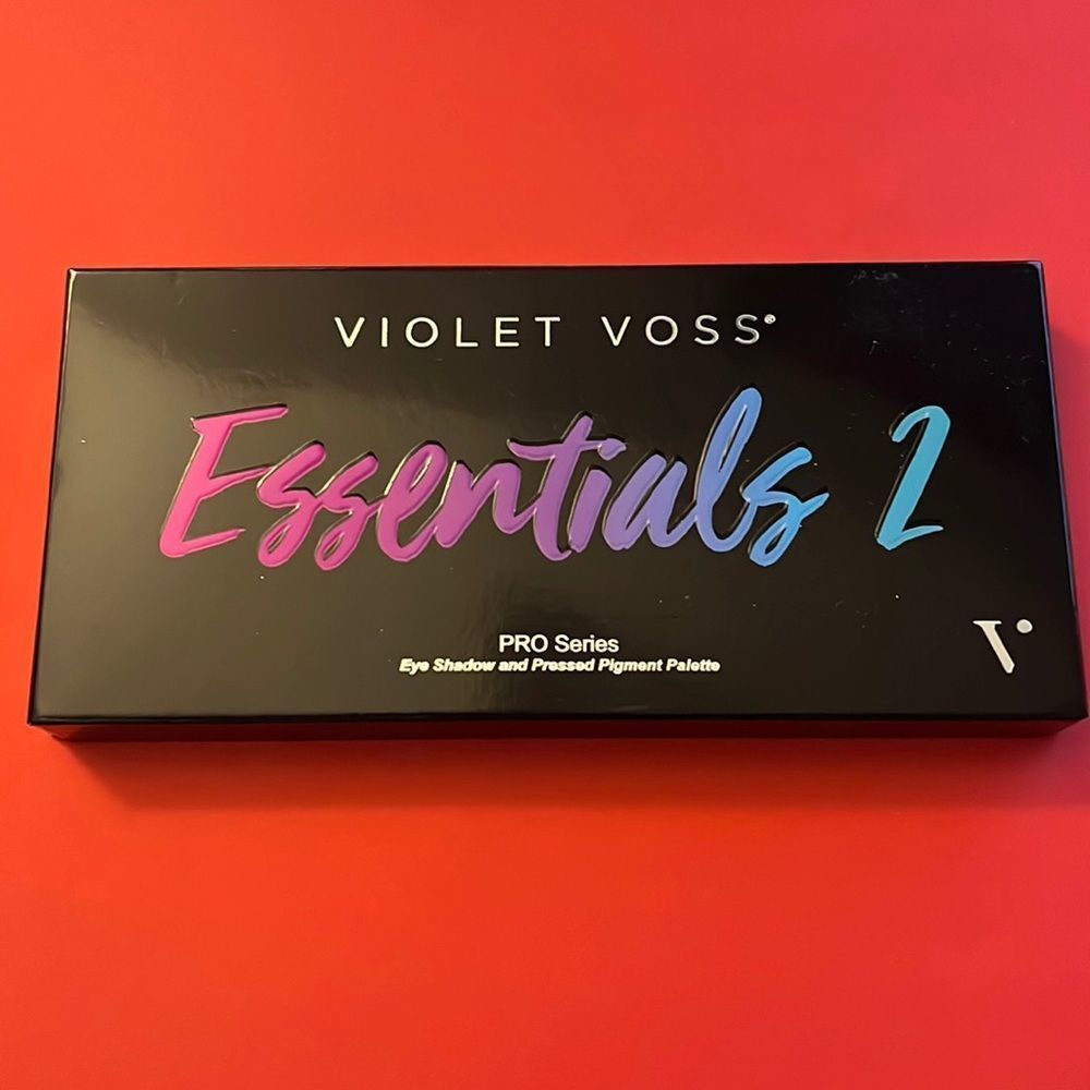 Violet Voss PRO Series Eyeshadow.​